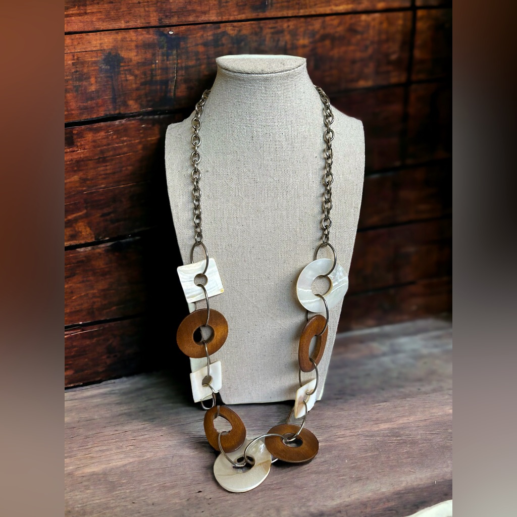 Mother Of Pearl And Wood Geometric Link Silver Tone Necklace 30”